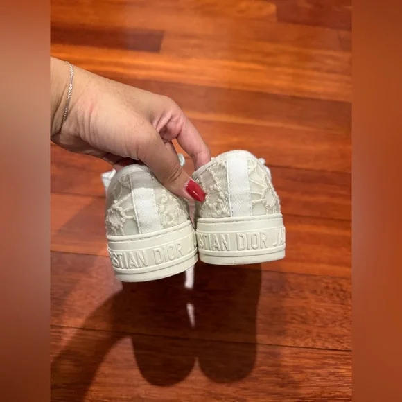 Christian Dior Walk’N’Dior Macrame Ivory Embroidery Sneaker Sz. 36 - Picture 4 of 11